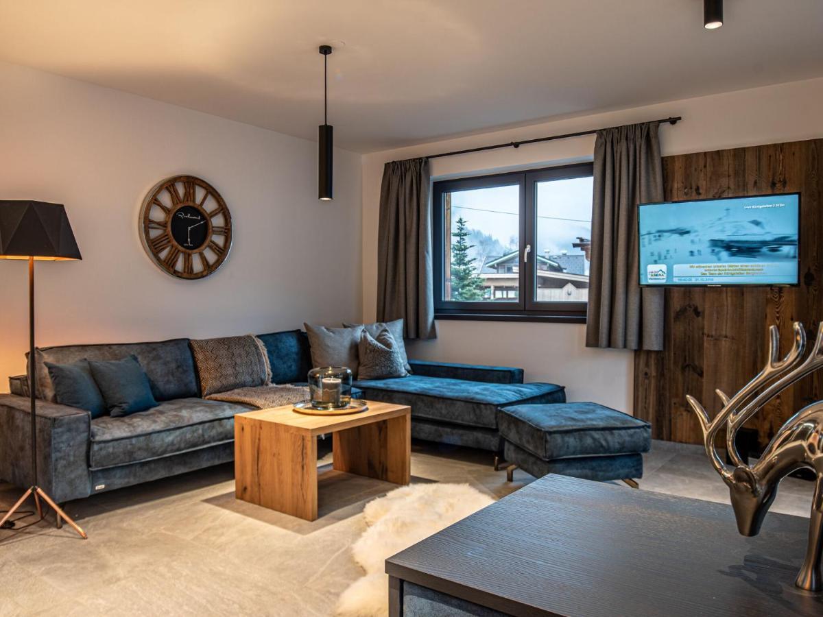 Apartment In Wald Im Pinzgau With A Carport Экстерьер фото